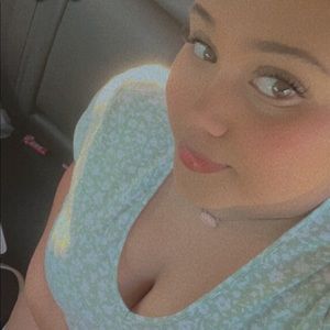 Meet your Posher, Brianna